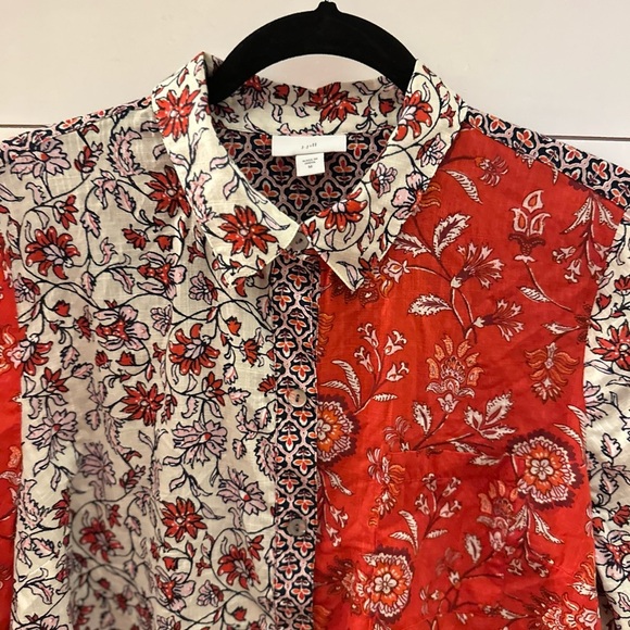 J Jill One pocket shirred100% cotton lightweight cottagecore button floral top M - Picture 7 of 14